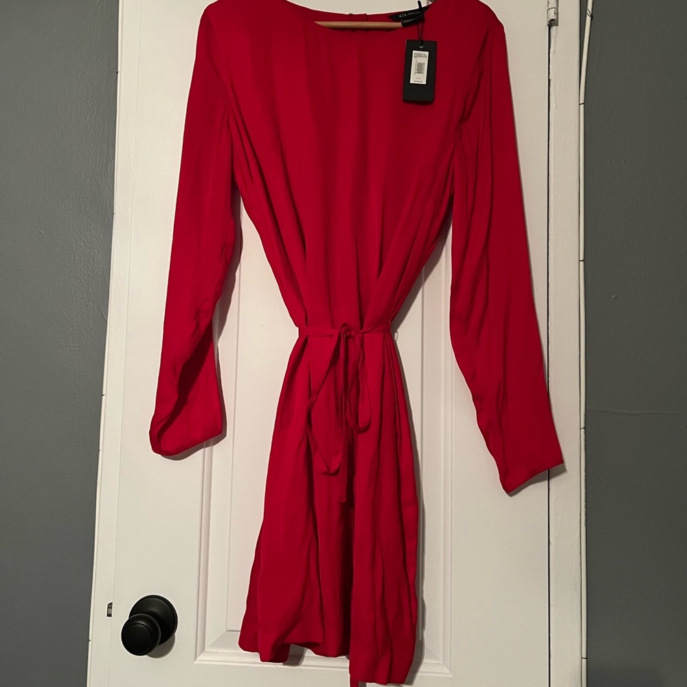 Perfect for the holidays.Tags still on. Can be worn with leggings/tights.